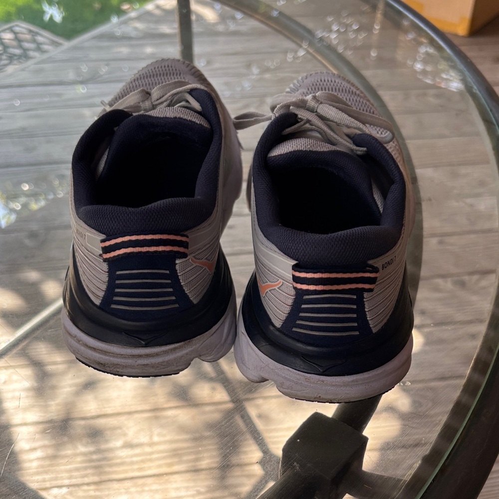 Hoka Bondi 7 Gray/peach/navy Athletic Shoes - Picture 5 of 11